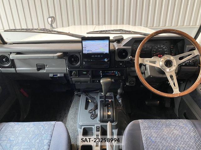 Toyota LAND CRUISER 2004-02 4594962-1