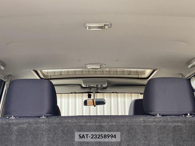 Toyota LAND CRUISER 2004-02 4594962-19