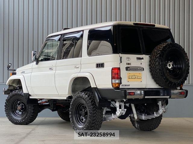 Toyota LAND CRUISER 2004-02 4594962-2