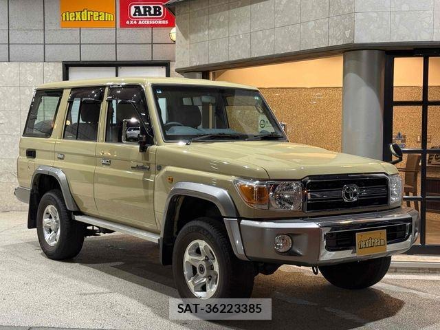Toyota LAND CRUISER 2015-01 4962885-0