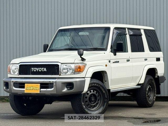 Toyota LAND CRUISER 2015-04 6002637-0