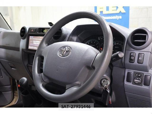 Toyota LAND CRUISER 2015-01 6244977-3