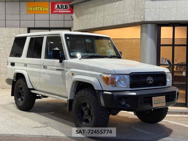 Toyota LAND CRUISER 2015-02 6526452-0