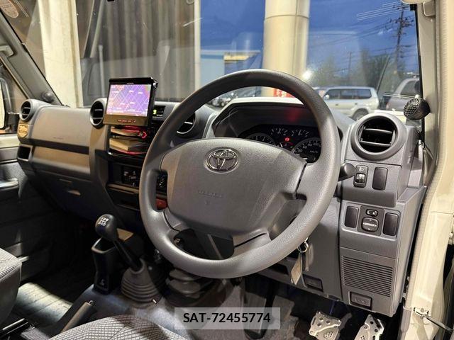 Toyota LAND CRUISER 2015-02 6526452-4