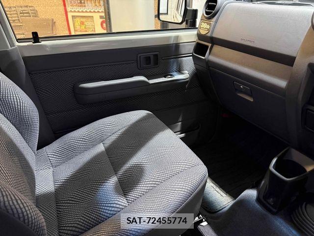 Toyota LAND CRUISER 2015-02 6526452-8