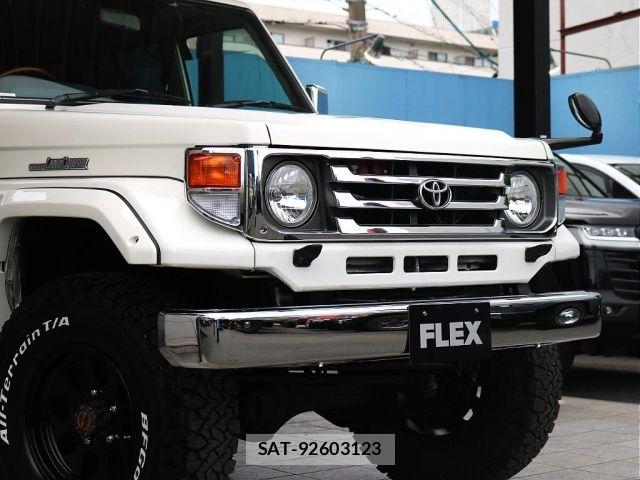 Toyota LAND CRUISER 2001-01 6641789-8