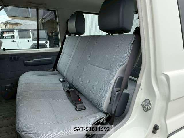Toyota LAND CRUISER 2015-02 6691083-8