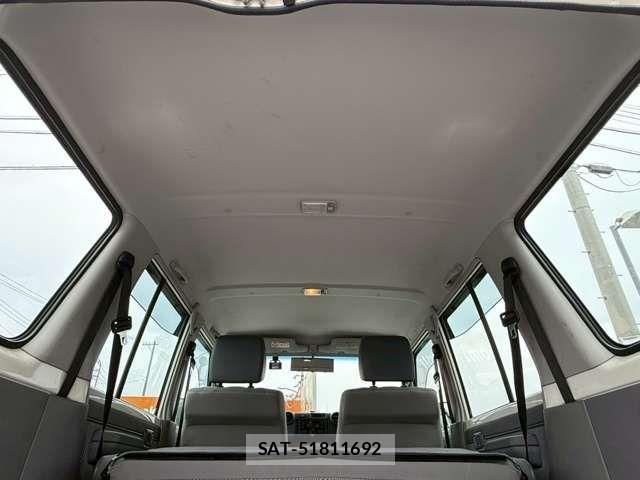 Toyota LAND CRUISER 2015-02 6691083-12