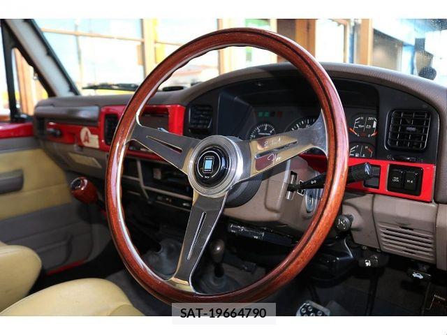 Toyota LAND CRUISER 1997-01 6791183-9