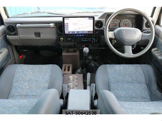 Toyota LAND CRUISER 1999-01 6791186-1