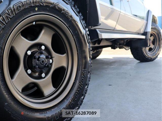 Toyota LAND CRUISER 2000-01 6791188-17