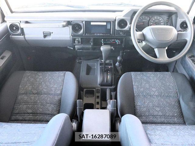 Toyota LAND CRUISER 2000-01 6791188-2