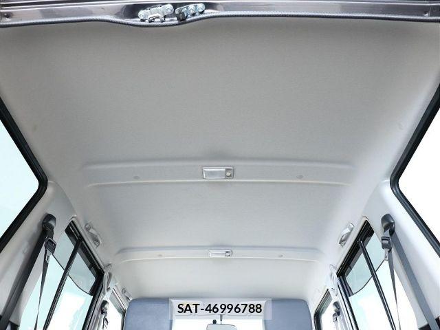 Toyota LAND CRUISER 2015-01 6791187-8