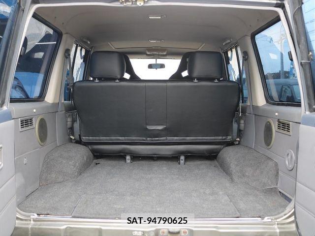 Toyota LAND CRUISER 1998-01 6815625-13
