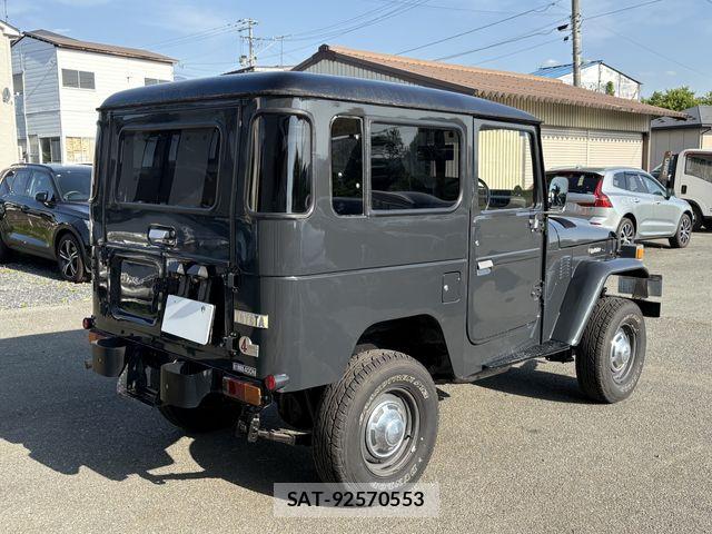 Toyota LAND CRUISER 1979-12 6994750-6
