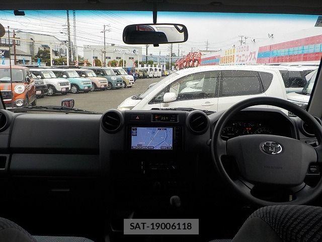 Toyota LAND CRUISER 2015-01 7059155-1