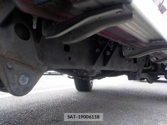 Toyota LAND CRUISER 2015-01 7059155-28