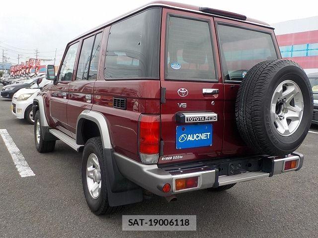Toyota LAND CRUISER 2015-01 7059155-2