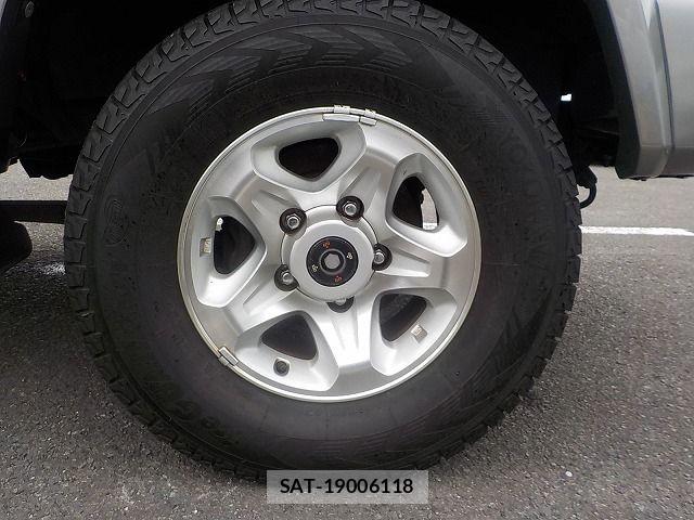 Toyota LAND CRUISER 2015-01 7059155-29