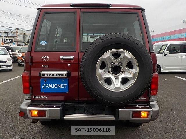 Toyota LAND CRUISER 2015-01 7059155-6