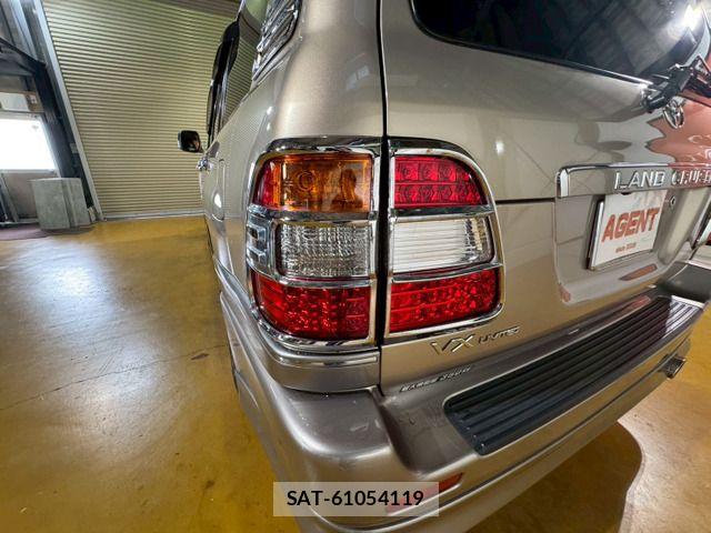 Toyota LAND CRUISER 2007-04 7220636-17