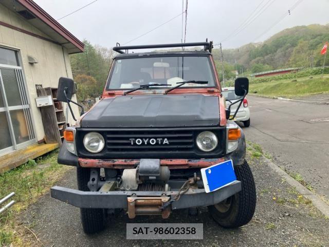 Toyota LAND CRUISER 1992-10 7220637-0