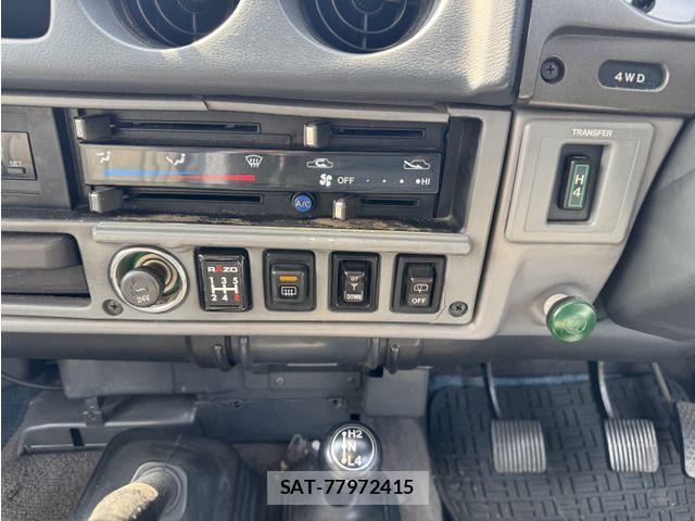 Toyota LAND CRUISER 1986-04 7220632-17