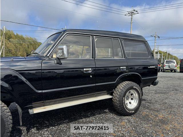Toyota LAND CRUISER 1986-04 7220632-3