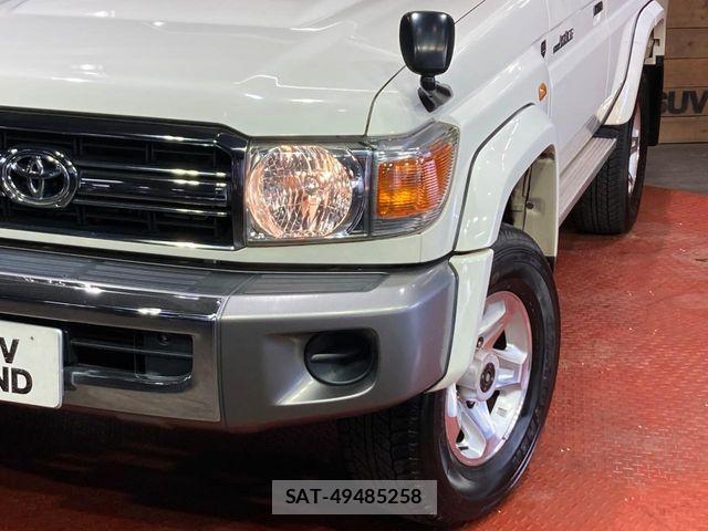 Toyota LAND CRUISER 2015-03 7220643-11