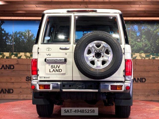 Toyota LAND CRUISER 2015-03 7220643-14