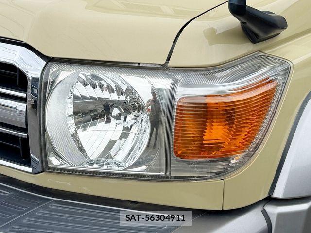Toyota LAND CRUISER 2015-03 7251254-11