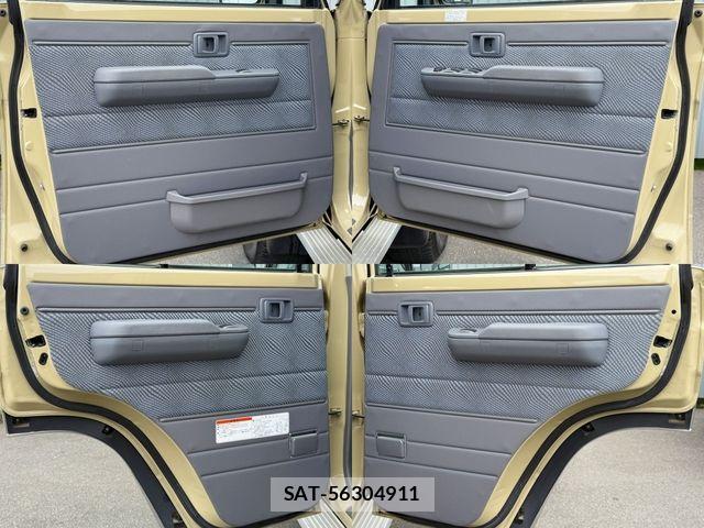 Toyota LAND CRUISER 2015-03 7251254-17