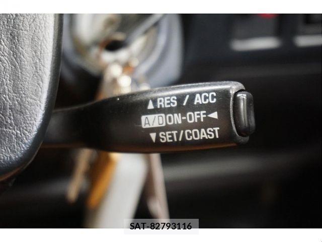 Toyota LAND CRUISER 1990-01 7272175-19
