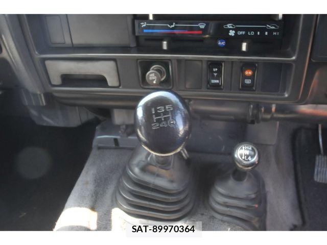 Toyota LAND CRUISER 1989-10 7327868-14