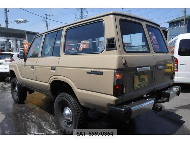 Toyota LAND CRUISER 1989-10 7327868-4