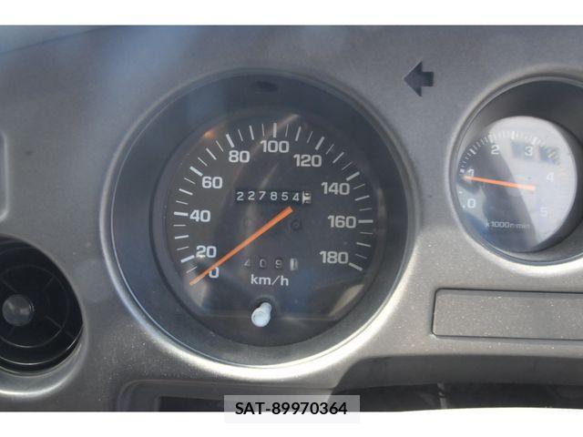 Toyota LAND CRUISER 1989-10 7327868-7