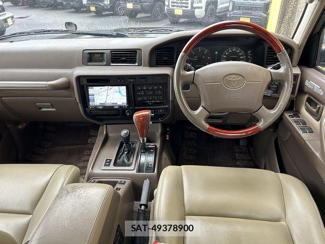 Toyota LAND CRUISER 1996-08 7358387-1