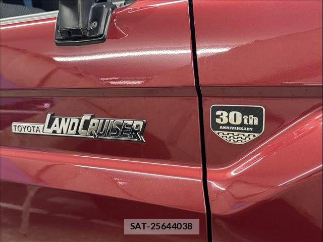 Toyota LAND CRUISER 2014-11 7358383-9