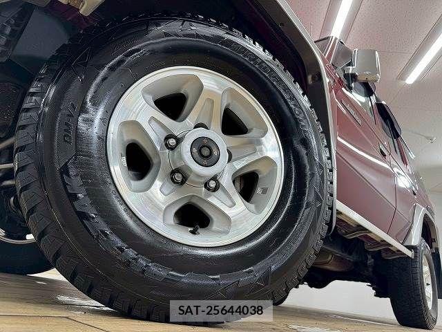 Toyota LAND CRUISER 2014-11 7358383-19