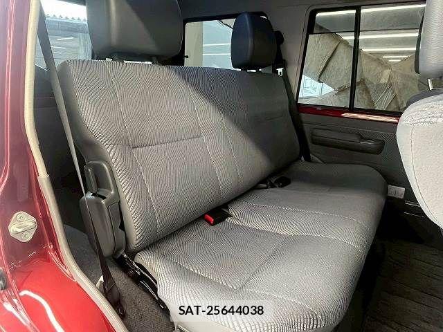 Toyota LAND CRUISER 2014-11 7358383-5