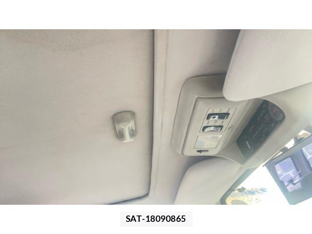 Toyota LAND CRUISER 1993-07 7358390-21