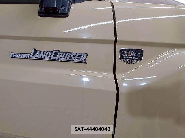 Toyota LAND CRUISER 2014-09 7358385-8