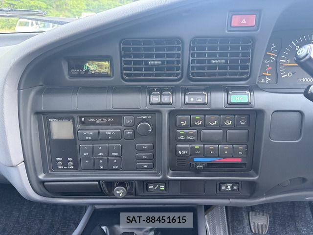 Toyota LAND CRUISER 1991-07 7617491-16