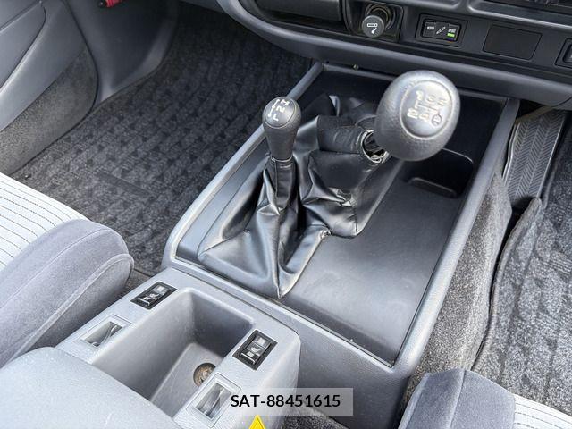 Toyota LAND CRUISER 1991-07 7617491-17