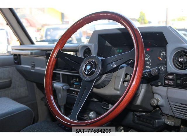 Toyota LAND CRUISER 1992-01 7617493-9