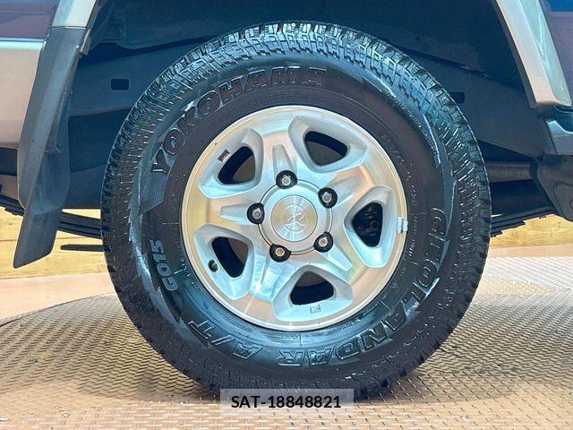 Toyota LAND CRUISER 2014-11 7617490-12