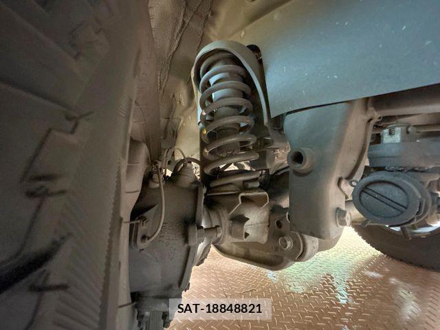 Toyota LAND CRUISER 2014-11 7617490-19
