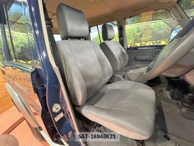 Toyota LAND CRUISER 2014-11 7617490-7