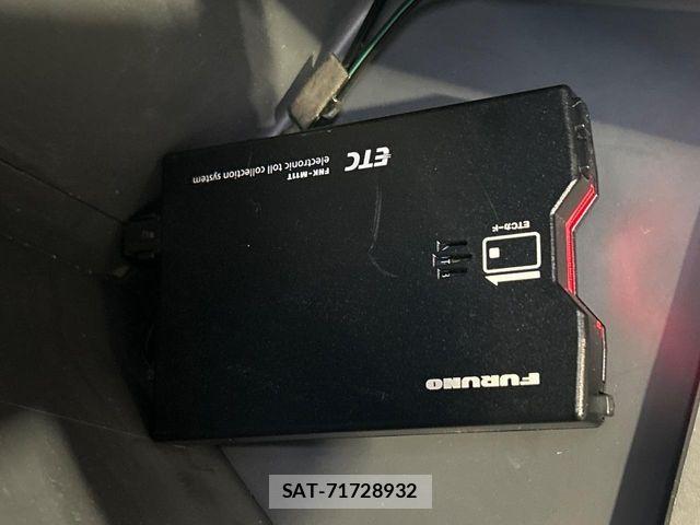 Toyota LAND CRUISER 2014-09 7724882-5