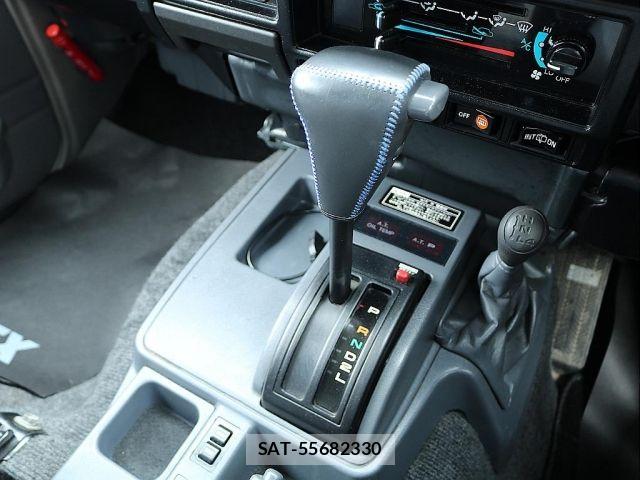 Toyota LAND CRUISER 2003-01 7877206-10